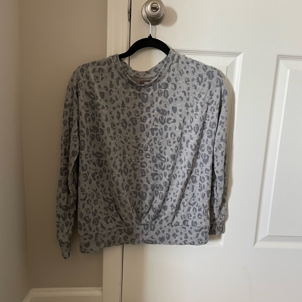 Girls size L (12-14) sweater